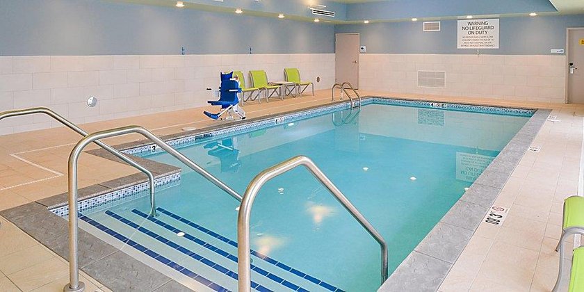 Holiday Inn Express & Suites Chadron