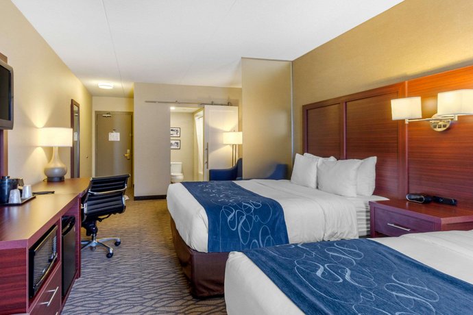 Comfort Suites Downtown Windsor Compare Deals
