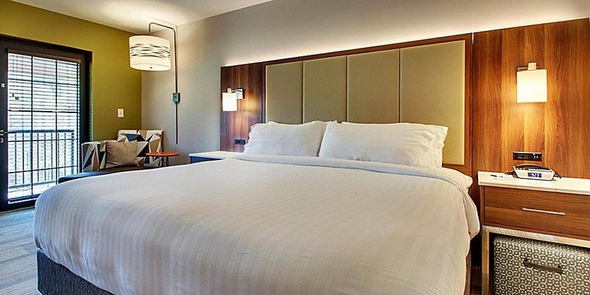 Holiday Inn Express & Suites Helen