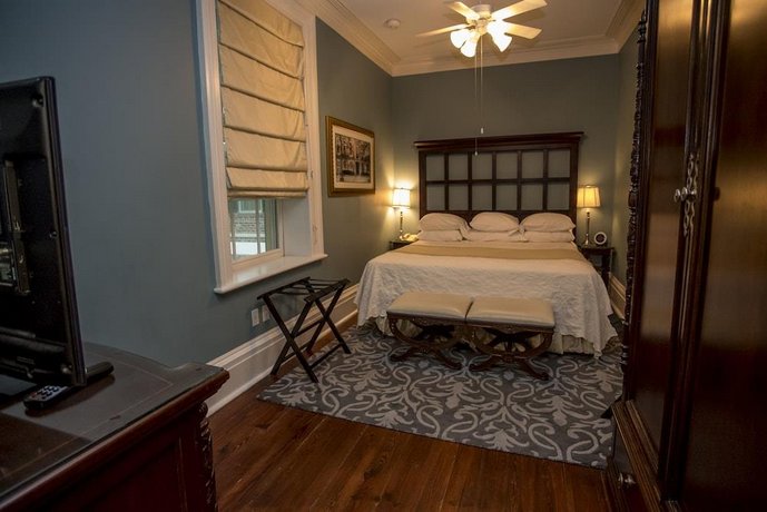 The Marshall House, Historic Inns of Savannah Collection