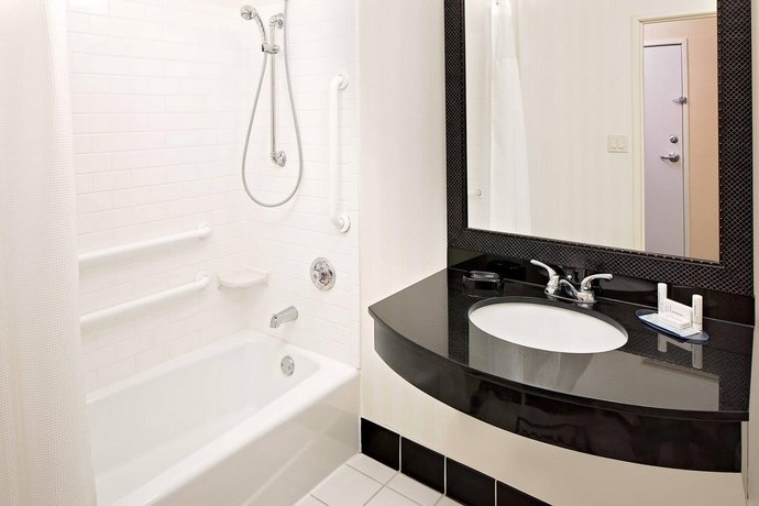 Fairfield Inn And Suites By Marriott Dallas Mansfield Compare Deals