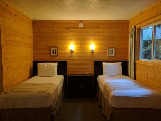 Emerald Forest Cabins Trinidad Compare Deals