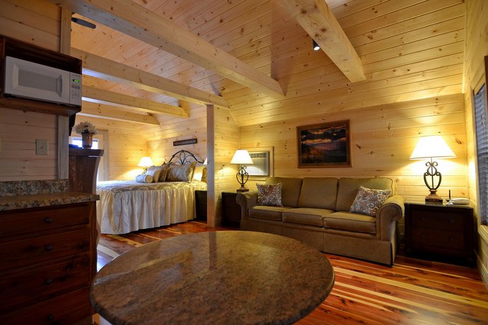 Honeymoon Hills Gatlinburg Cabin Rentals Compare Deals