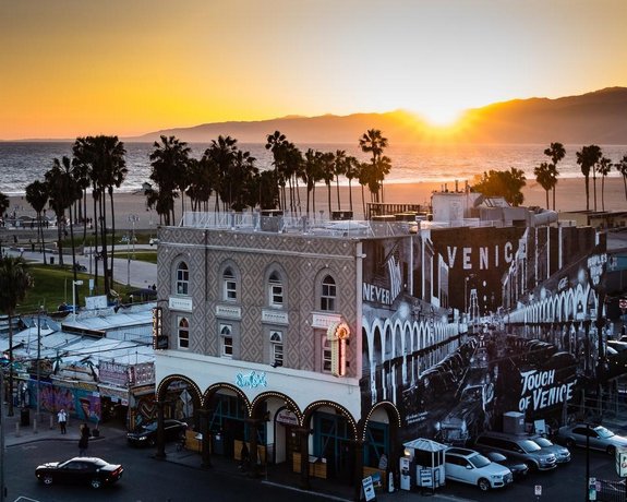 Samesun Venice Beach Hotel & Hostel