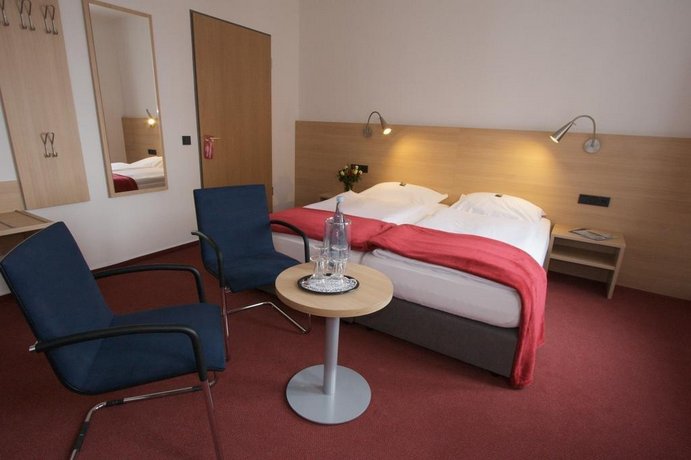Hotel Haus Vom Guten Hirten Munster Compare Deals