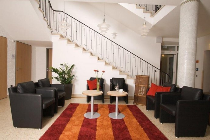 Hotel Haus Vom Guten Hirten Munster Compare Deals