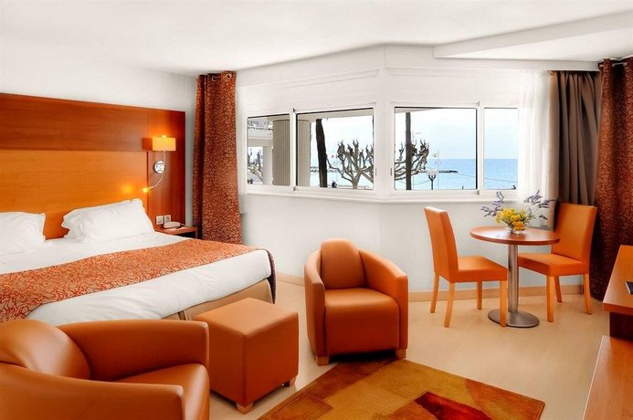 Mercure Saint Raphael Centre Plage