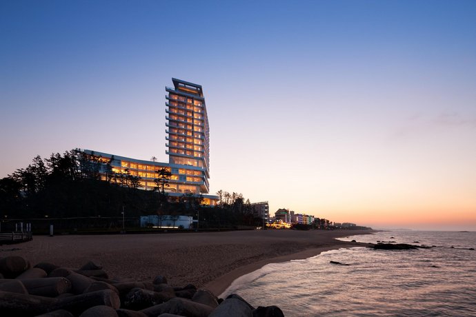 Seamarq Hotel