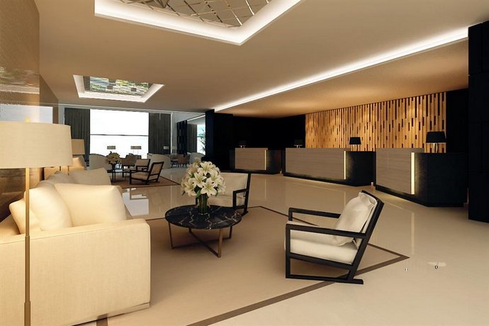 Grand Swiss-Belhotel Darmo