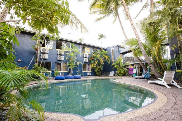 Mad Monkey Backpackers Village