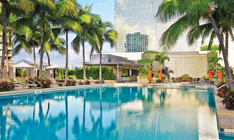 Four Seasons Hotel Miami
