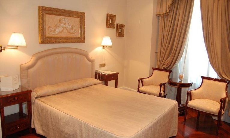 Hotel Alameda Palace