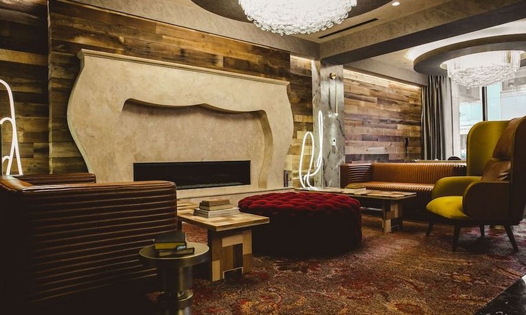 Bobby Hotel