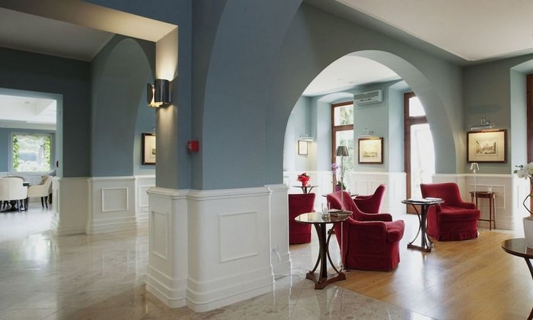 Hotel Riviera & Maximilian's