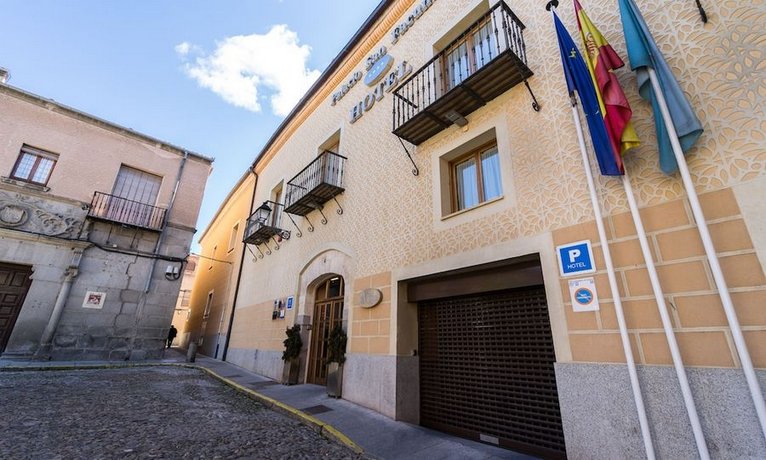 Palacio San Facundo