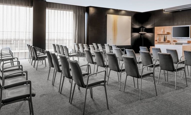 AC Hotel Gijón by Marriott