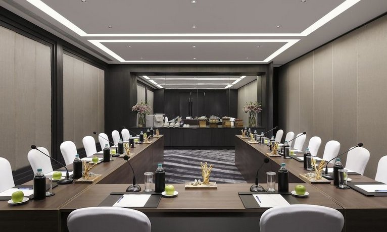 Novotel Chennai Chamiers Road