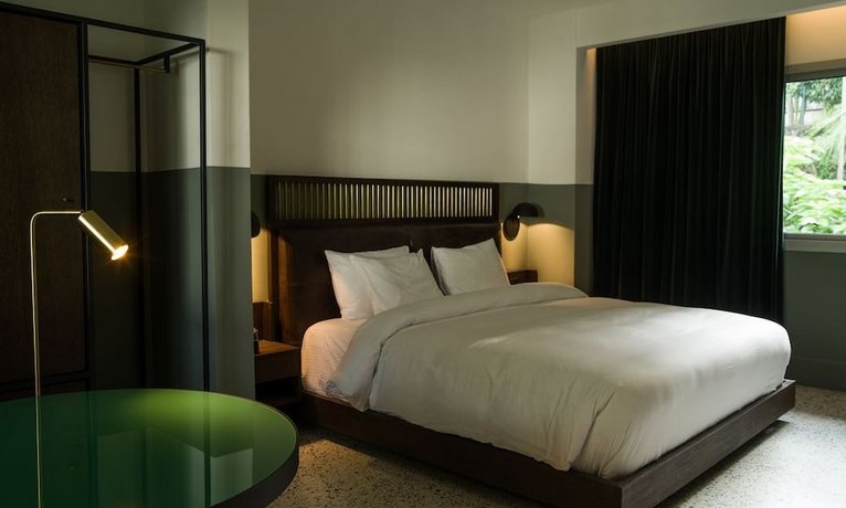 Lepic Villa Hotel