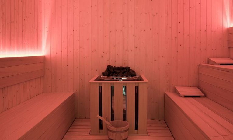 Hotel Pompaelo Urban Spa