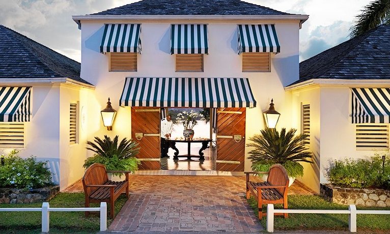 Round Hill Hotel And Villas