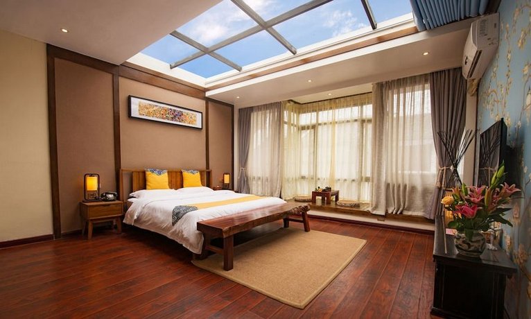Secret Courtyard Resort Hotel