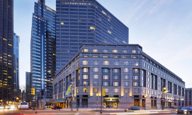 The Logan Philadelphia, Curio Collection by Hilton