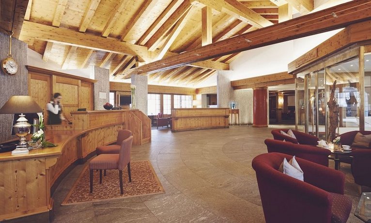 Hotel Waldhuus