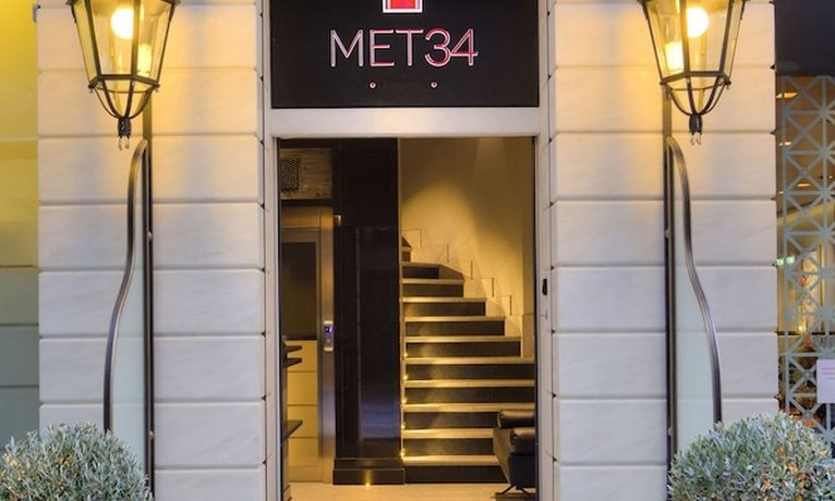 מט 34 אתונה