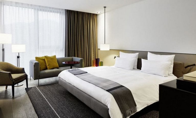 Roomers Baden-Baden, Autograph Collection
