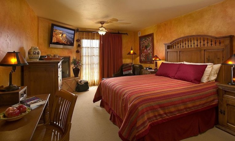 Avila La Fonda Hotel