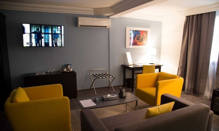 Hotel Semiramis City Center