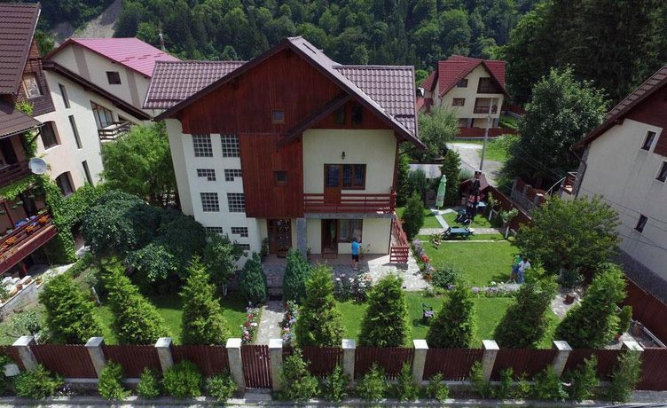Casa Ador