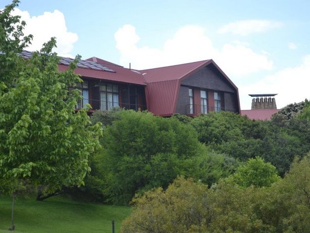 Golden Gate Hotel and Chalets