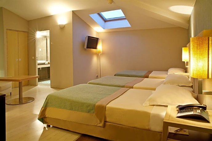 Maisons du Monde Hôtel & Suites - Marseille Vieux Port