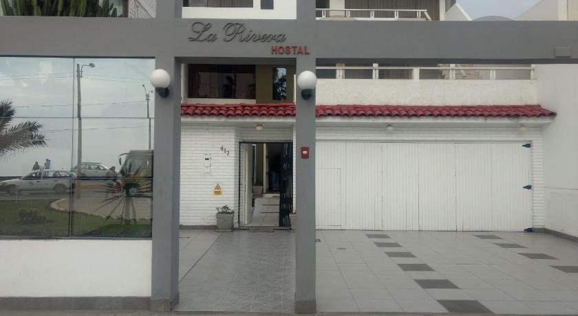 Hostal La Rivera