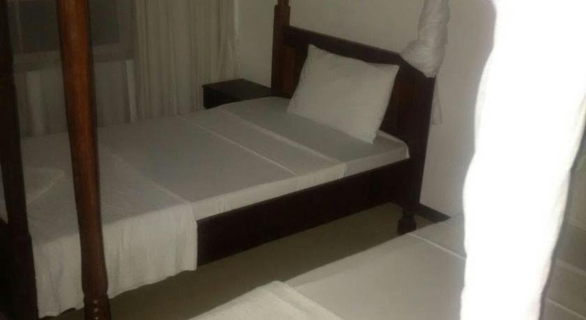 Moffat Court Boutique Hotel