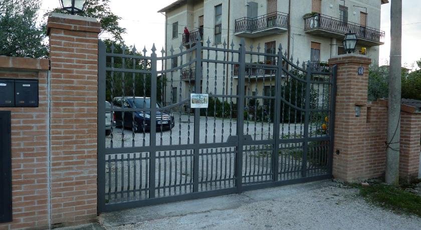 L'Ortolano Apartments
