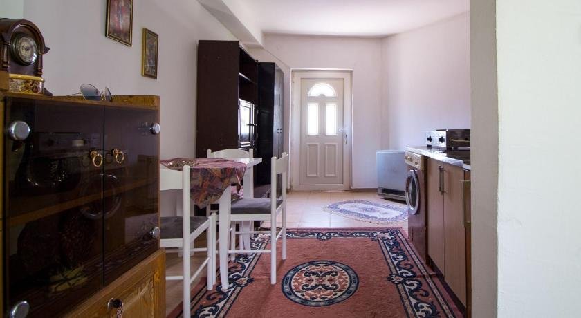 Frile Apartments