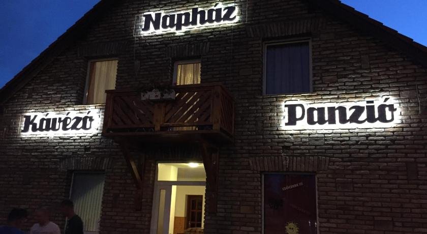 Napház Panzió