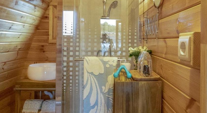 Glamping Turquesa, feel and relax in a wood house