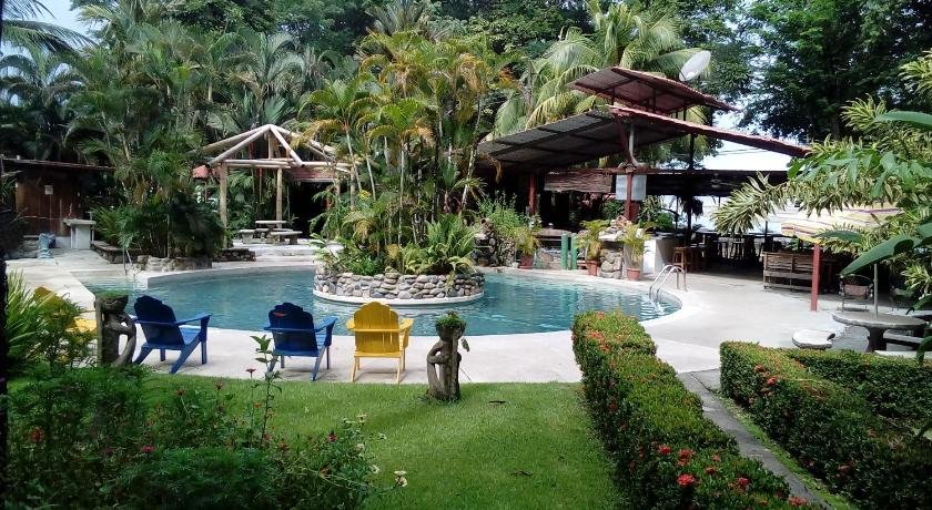 Rio Lindo Hotel