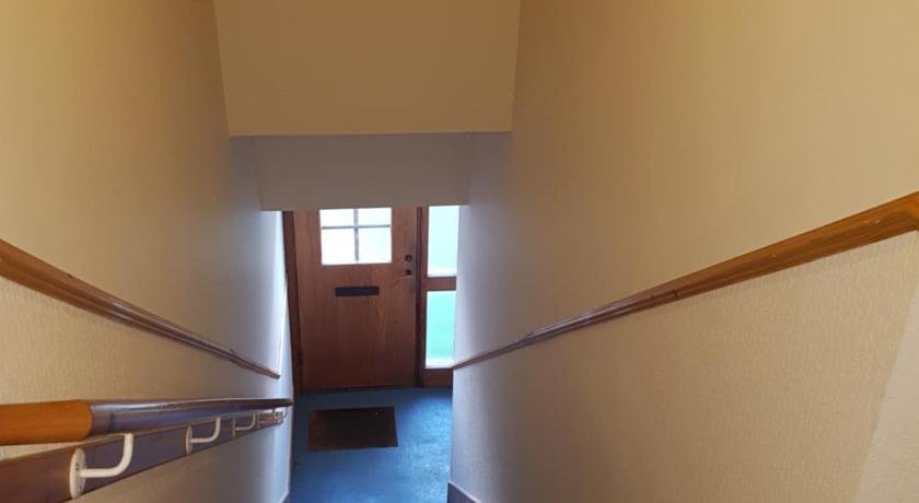 No 52 - Apartment with Lounge and Dining Area - No kitchen