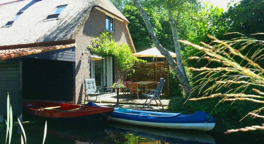 Giethoorn Lodge