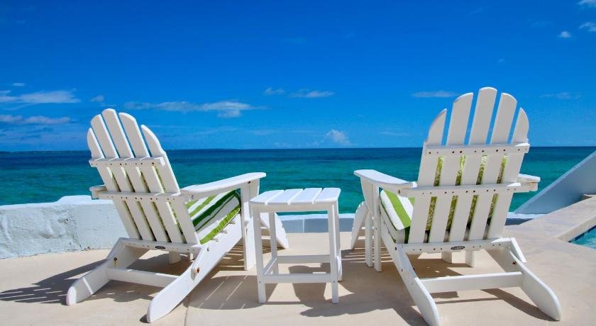 Water's Edge Villa - Oceanfront with Private Pool