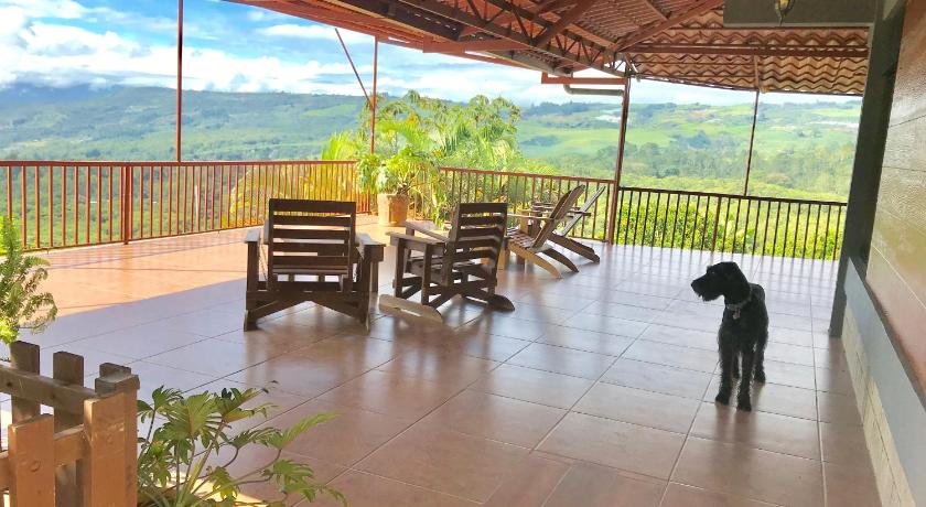 Ladera Hotel