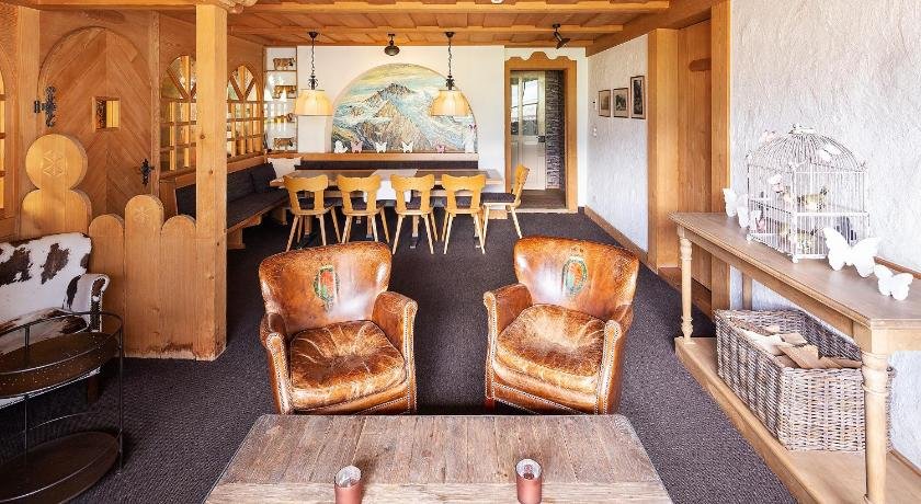 Basic Rooms Jungfrau Lodge
