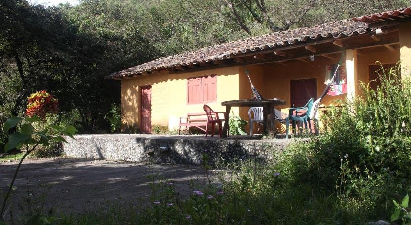 Rumi Wilco Ecolodge & Nature Reserve-Cabañas & Camping