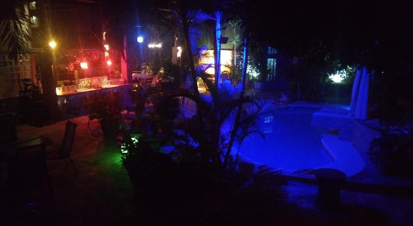 Coyaba Tropical Elegant Adult Guesthouse