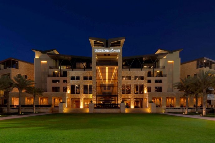 VOGO Abu Dhabi Golf Resort & Spa