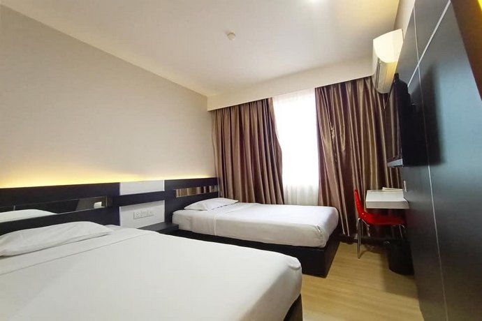 OYO 90091 Hi Inn